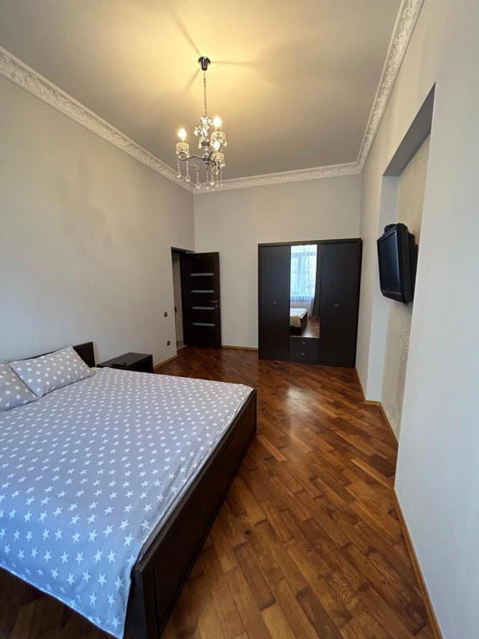 Apartment On Centre Leopoli Esterno foto